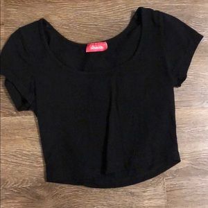 Simple Black Cap Sleeve Crop Top
